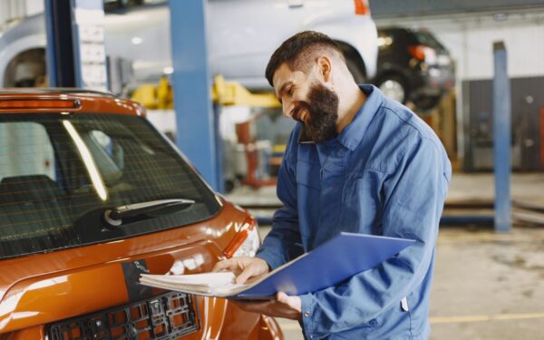 Aranceles de EE.UU. presionan industria automotriz mexicana
