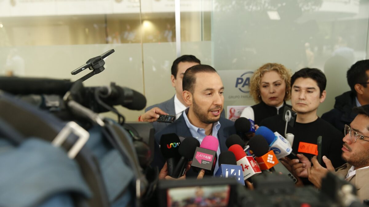 Marko Cortés acusa a Morena de mentir, robar y traicionar al pueblo